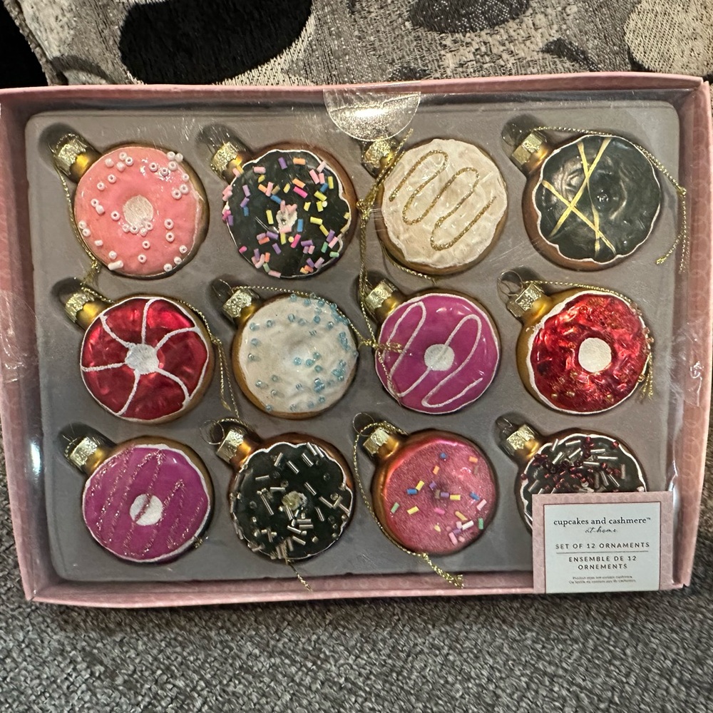 cupcakes & cashmere Donut Ornaments Set - Pink, Red, Gold